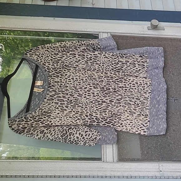 BKE size large cheetah leopard print see through shirt - Picture 1 of 4